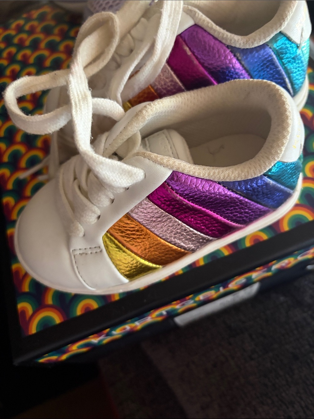 Kurt Geiger White Sneakers with Rainbow Metallic Stripes